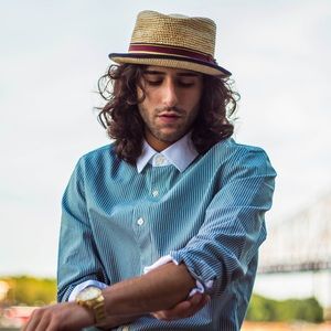 Meet your Posher, Dax